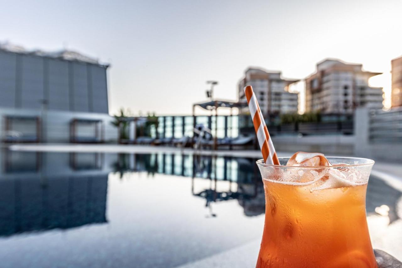 InterContinental Luanda Miramar, an IHG Hotel Bagian luar foto