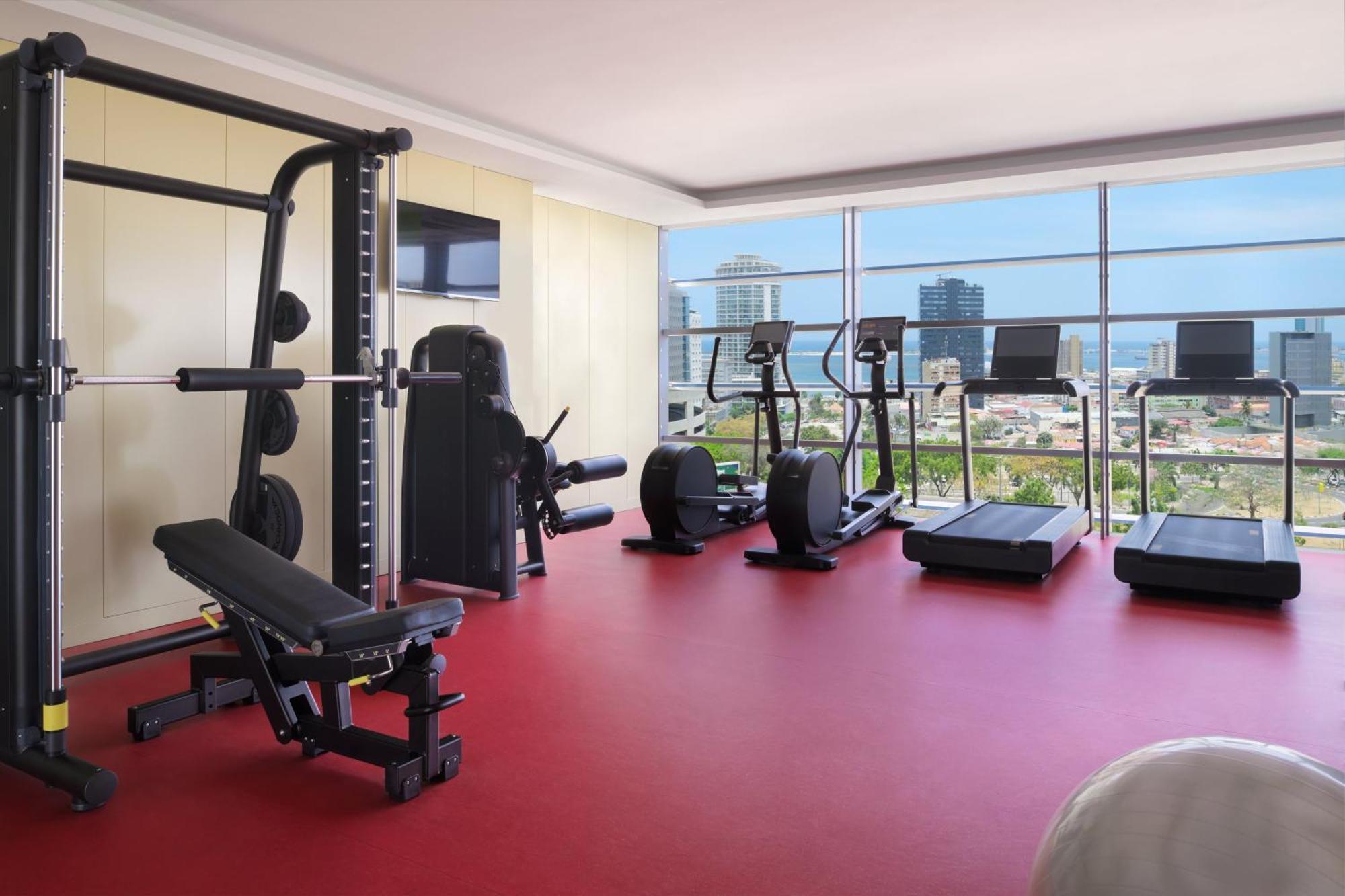 InterContinental Luanda Miramar, an IHG Hotel Bagian luar foto